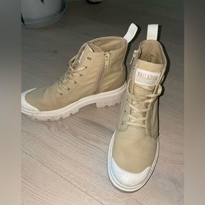 Palladium pallabase boot